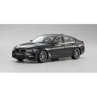 1/18 Scale BMW 5 Series Black Sapphire F71796