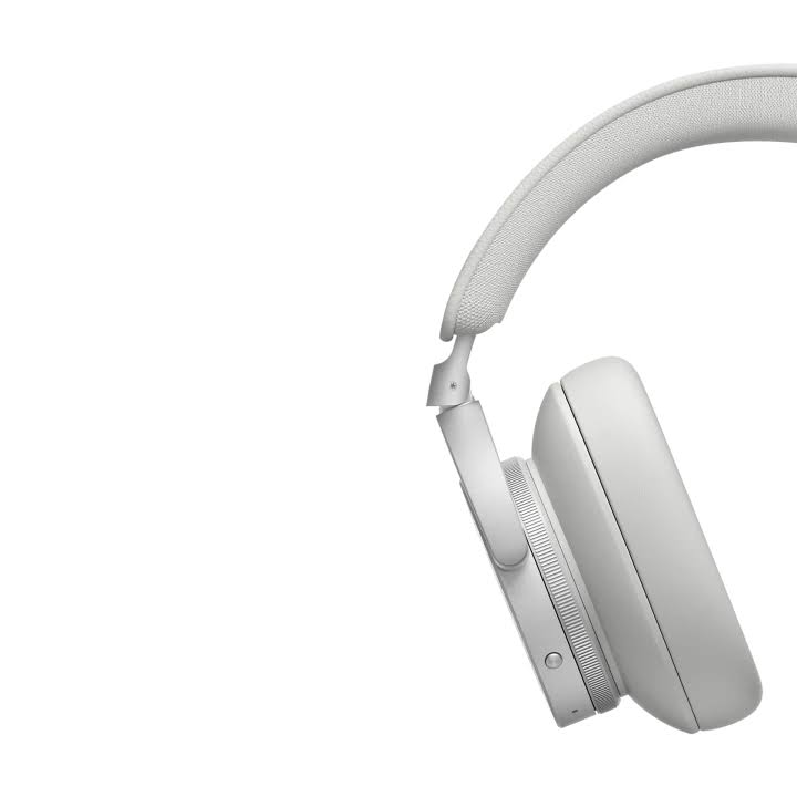 Wireless Active Noise Cancelling Over-Ear Headphones with 38 Hours Battery Life G140153