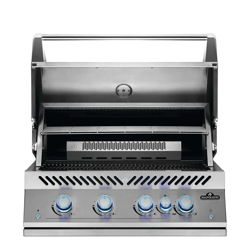 32-Inch Propane Gas Grill with Infrared Rear Burner and Rotisserie Kit Y967