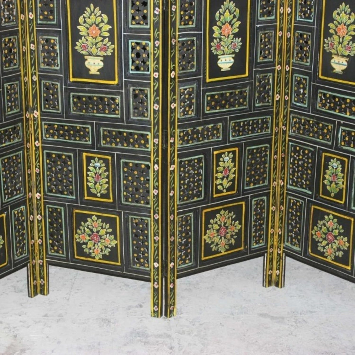 Hand Carved Painted Partition Divider C2739