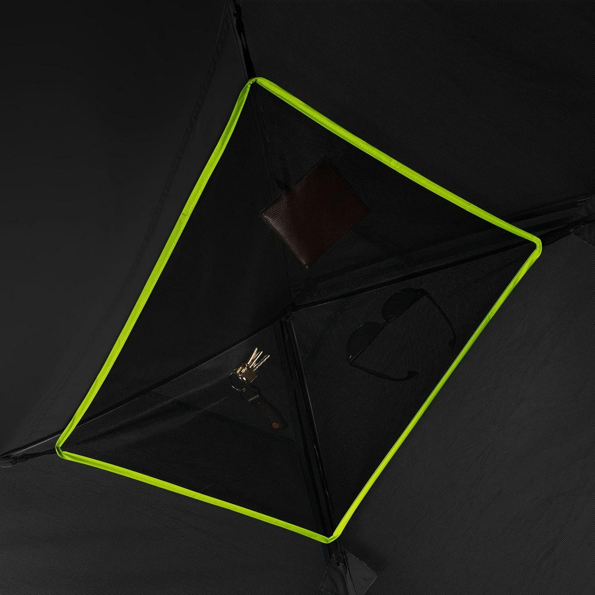 Dark Room Skydome 6-Person Tent U8014