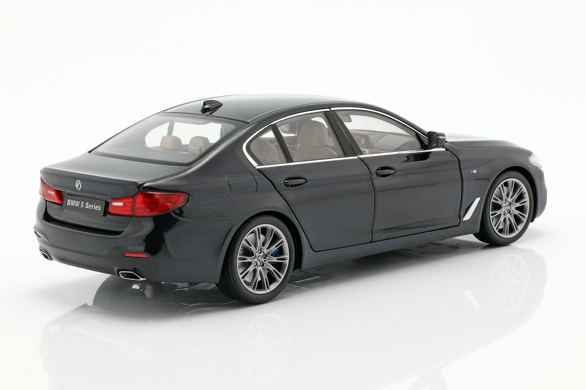 1/18 Scale BMW 5 Series Black Sapphire F71796
