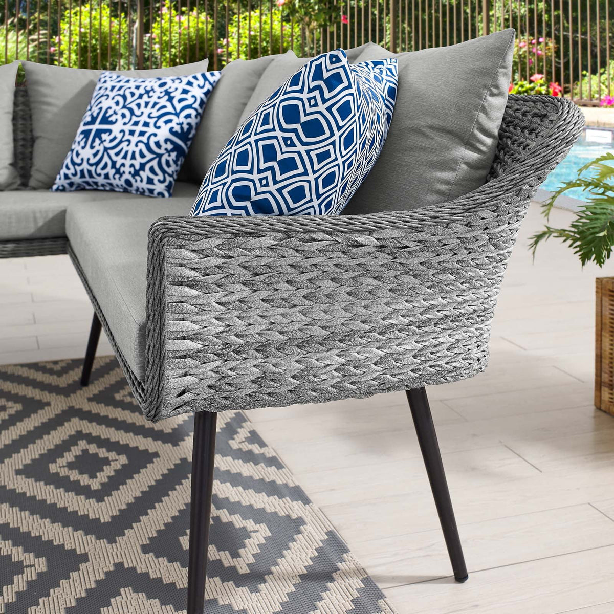 Grey Rattan Sectional Sofa U156