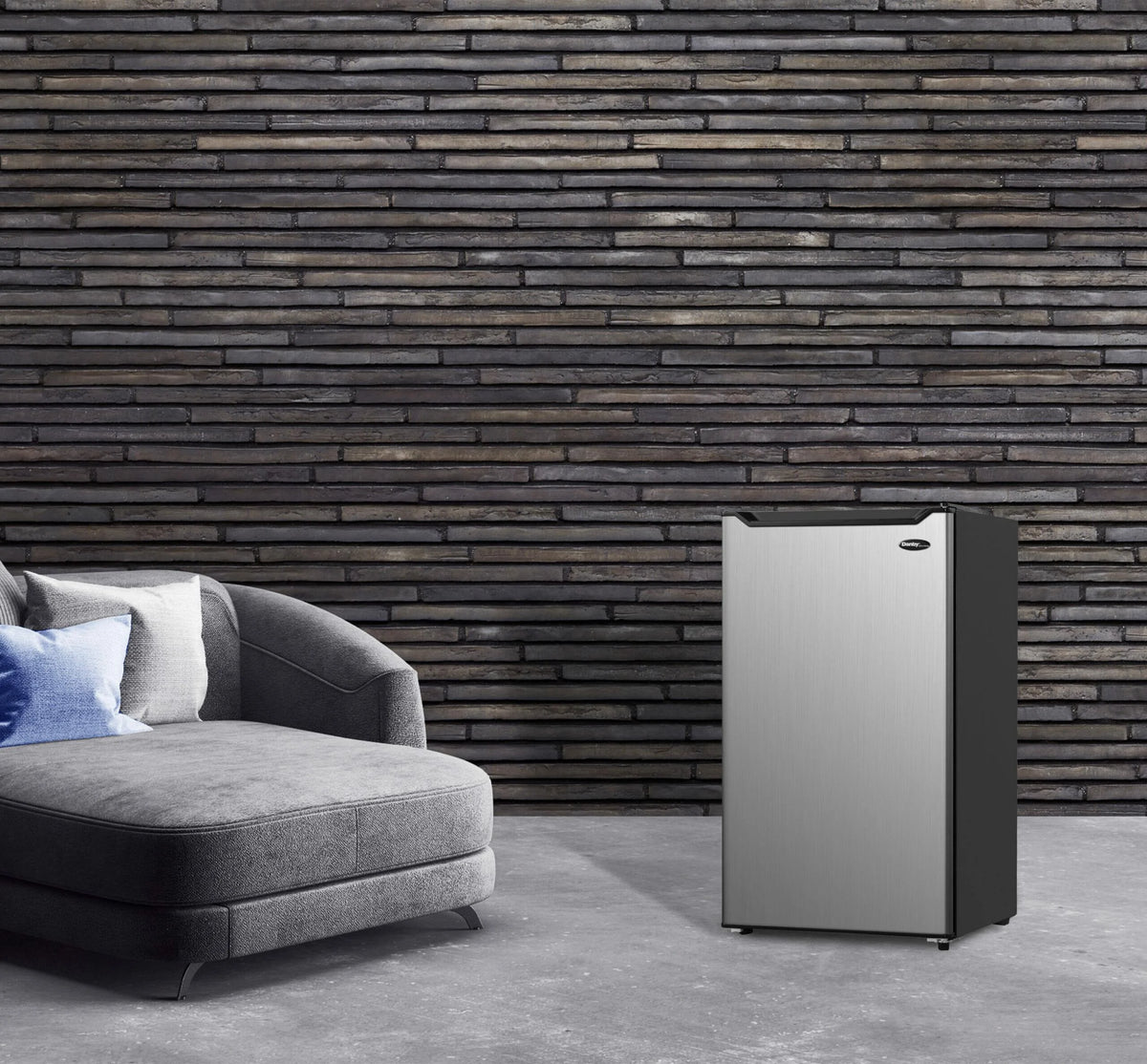 4.4 cu. ft. Compact Refrigerator Spotless Steel T33696