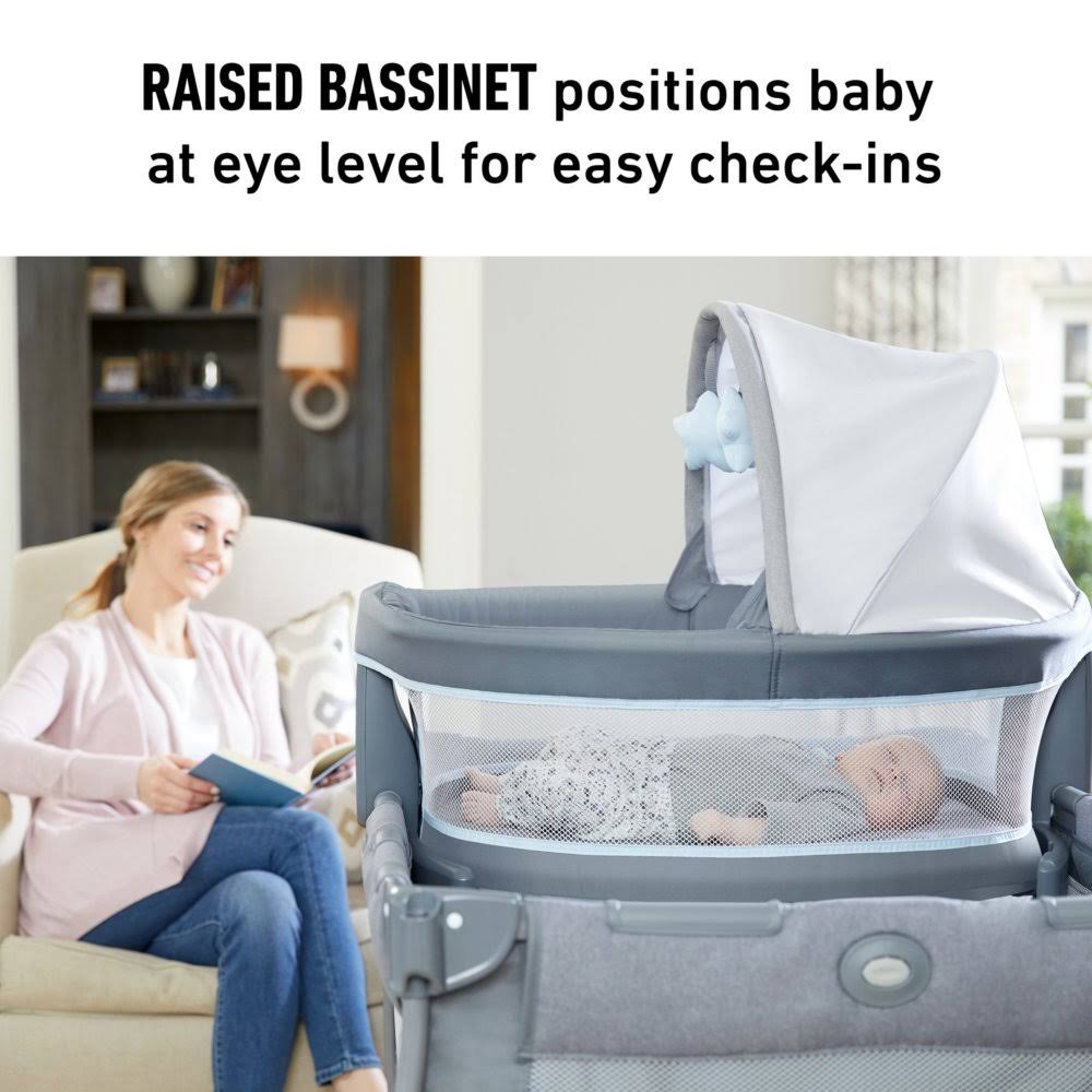Portable Playard Bassinet J21761