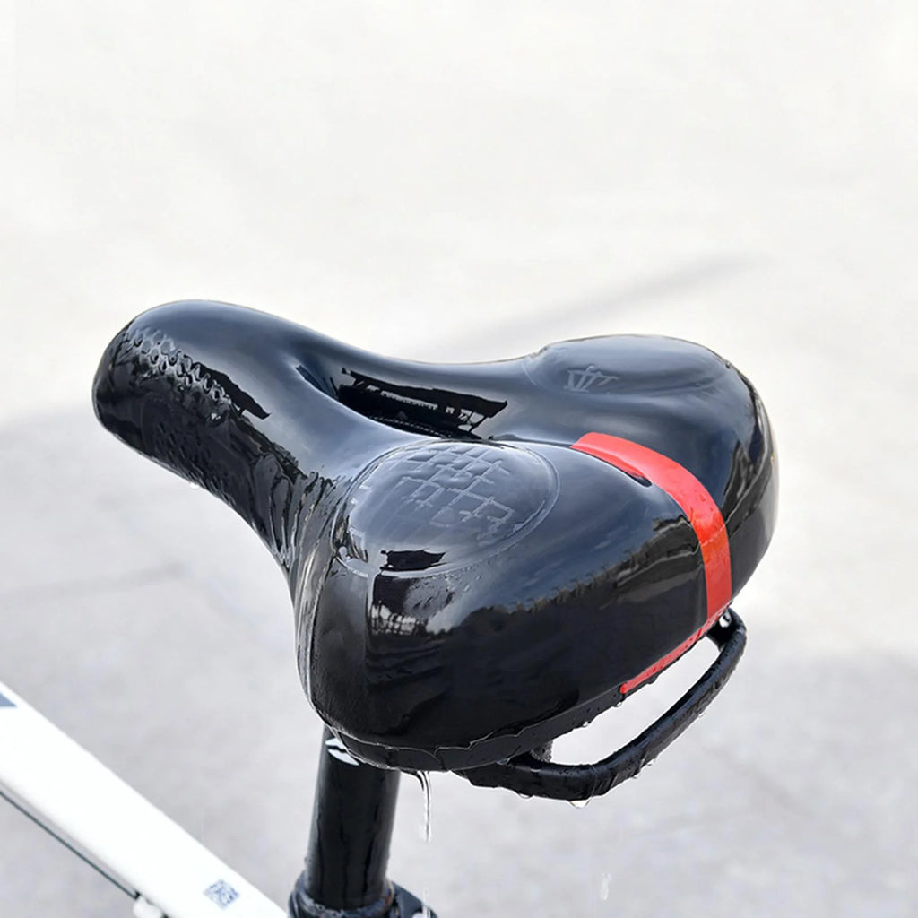 Black and Red Bike Saddle A2800