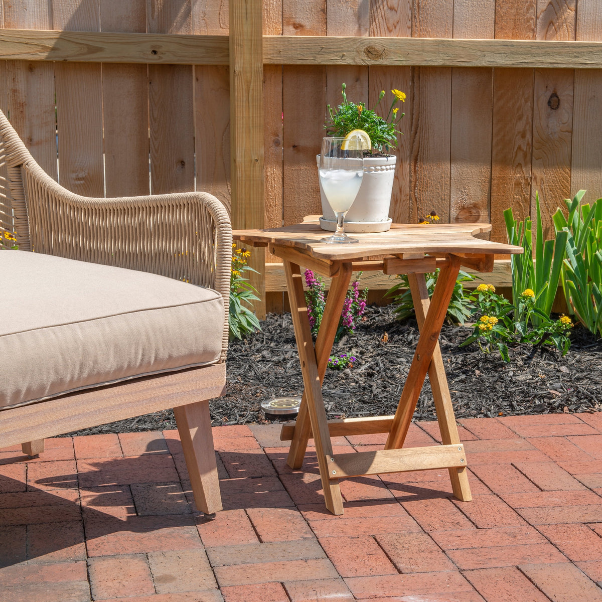Star-Shaped Outdoor Folding Table W9977