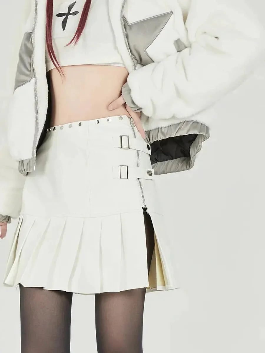 White Pu Leather Pleated Skirt U5018