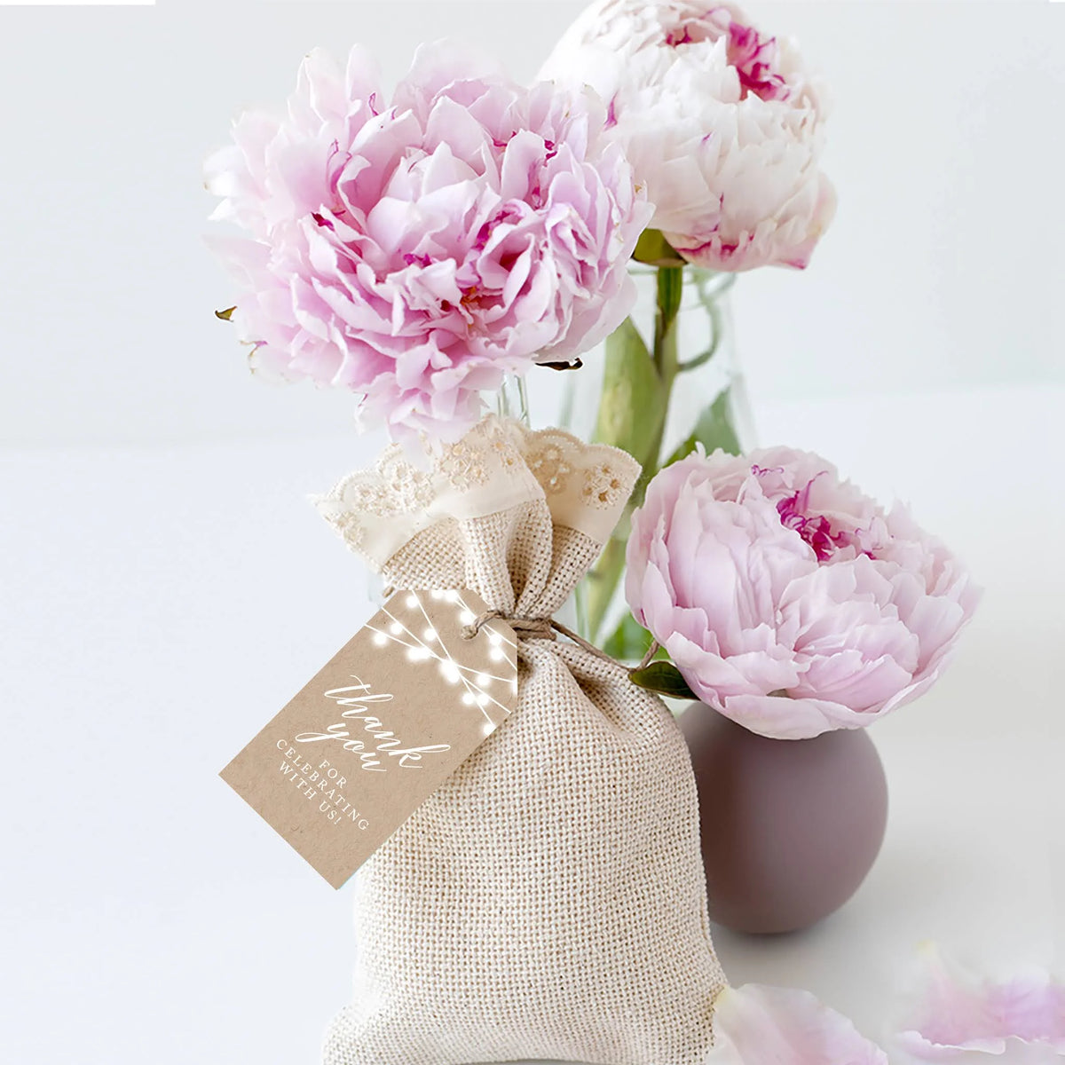 100-Pk Cardstock Favor Tags with Bakers String I890