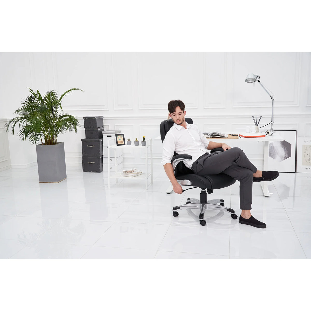 Ergonomic PU Leather Office Chair J258